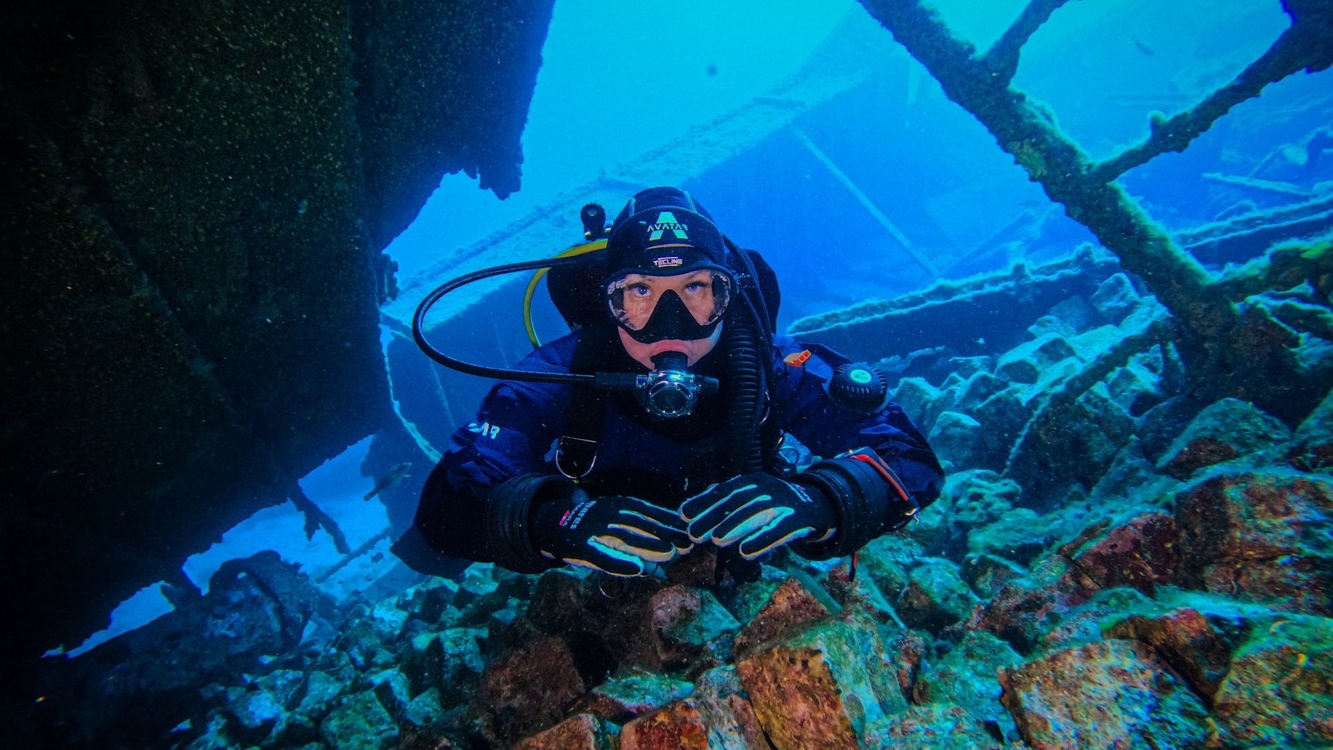 Specialty Diver werden: Warum Nitrox und Trockentauchen in heimischen Seen der 'Gamechanger' sind