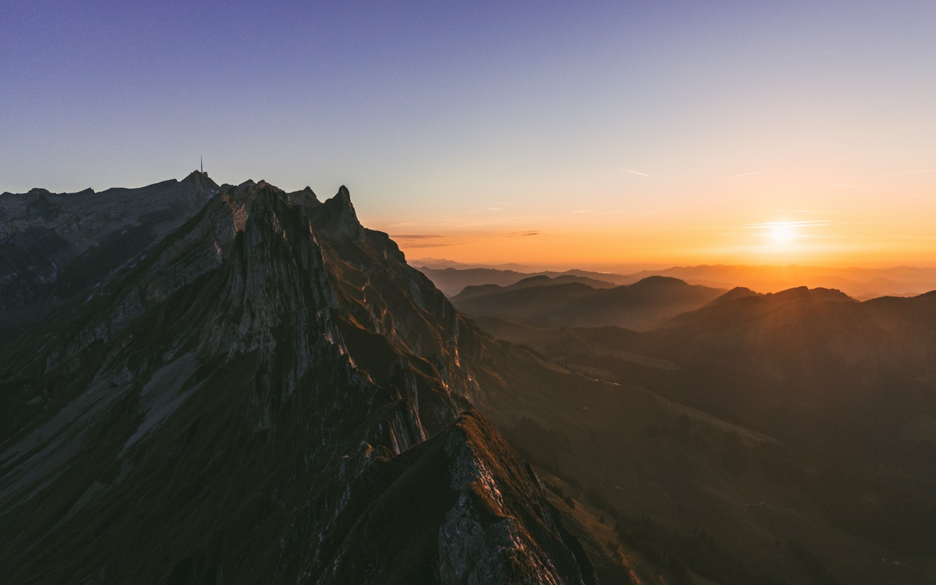 Alpen bei Sonnenaufgang